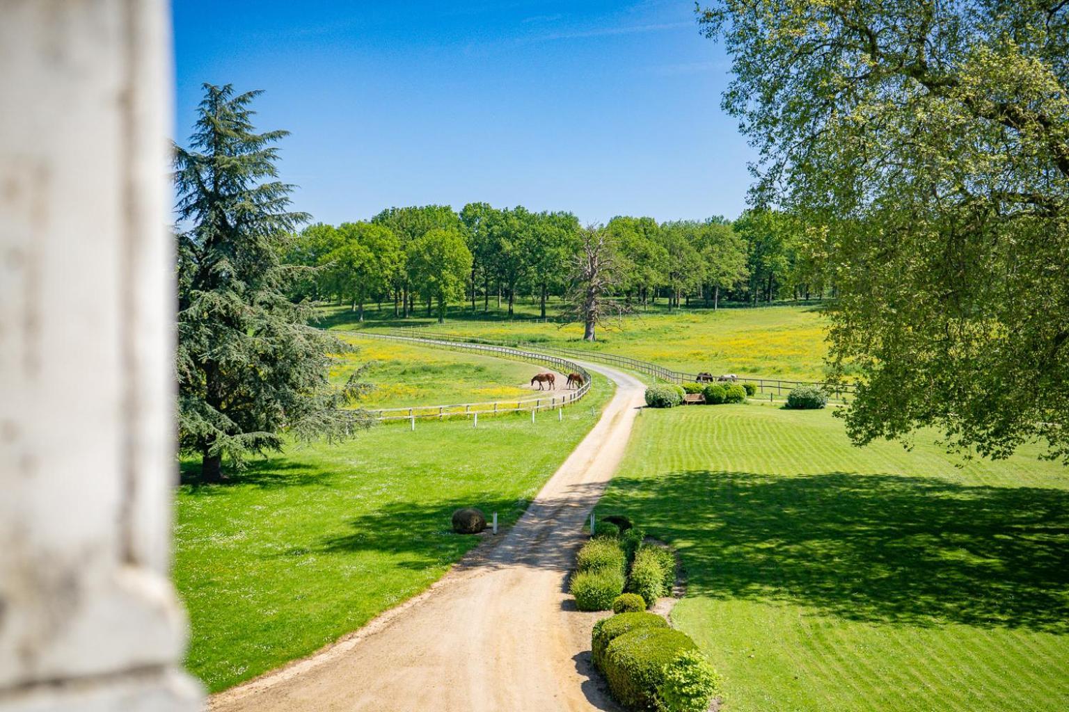 Hotel Haras De La Potardiere Crosmières Exterior foto