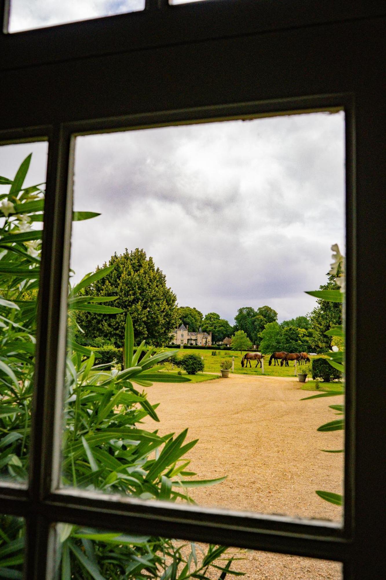 Hotel Haras De La Potardiere Crosmières Exterior foto