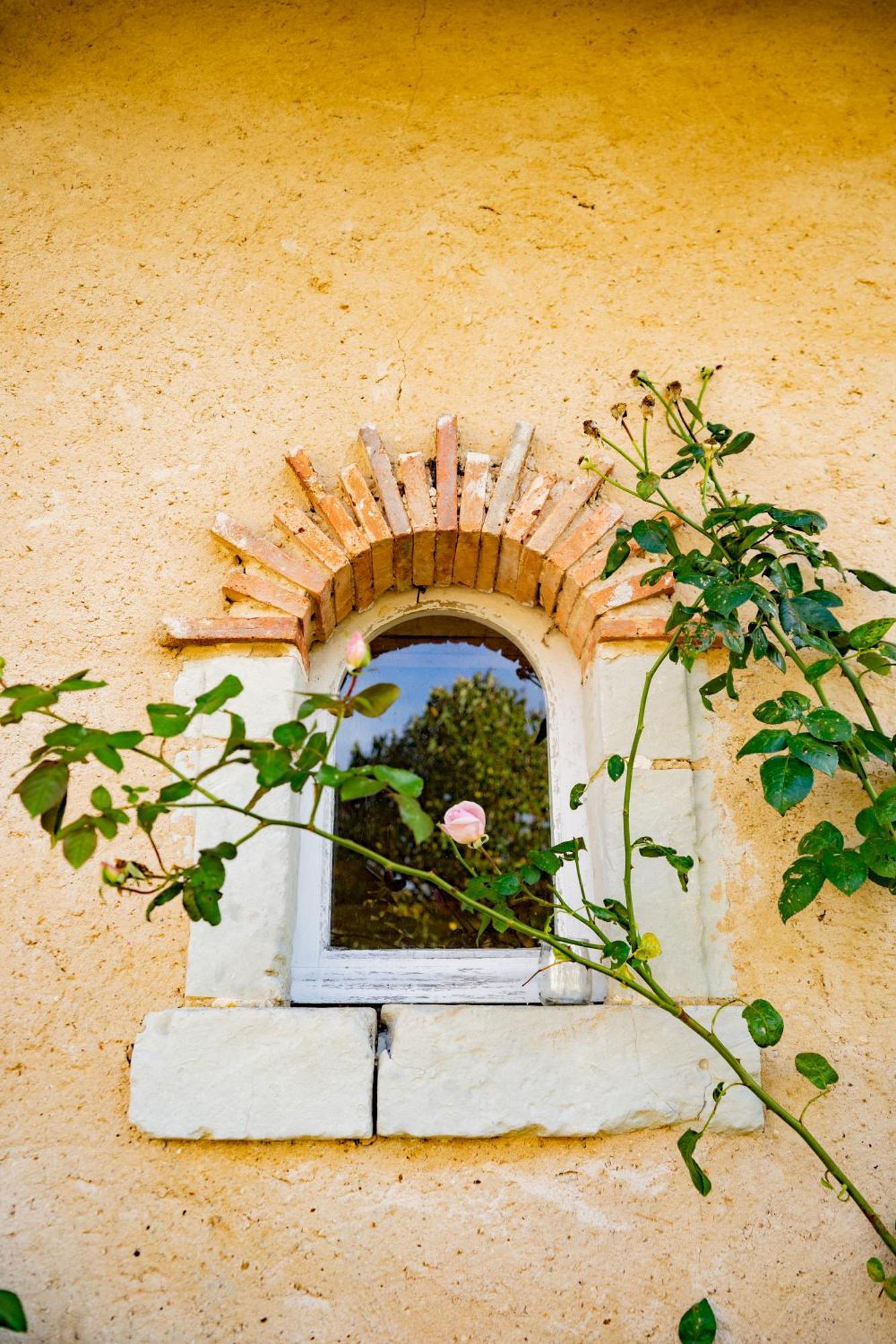 Hotel Haras De La Potardiere Crosmières Exterior foto