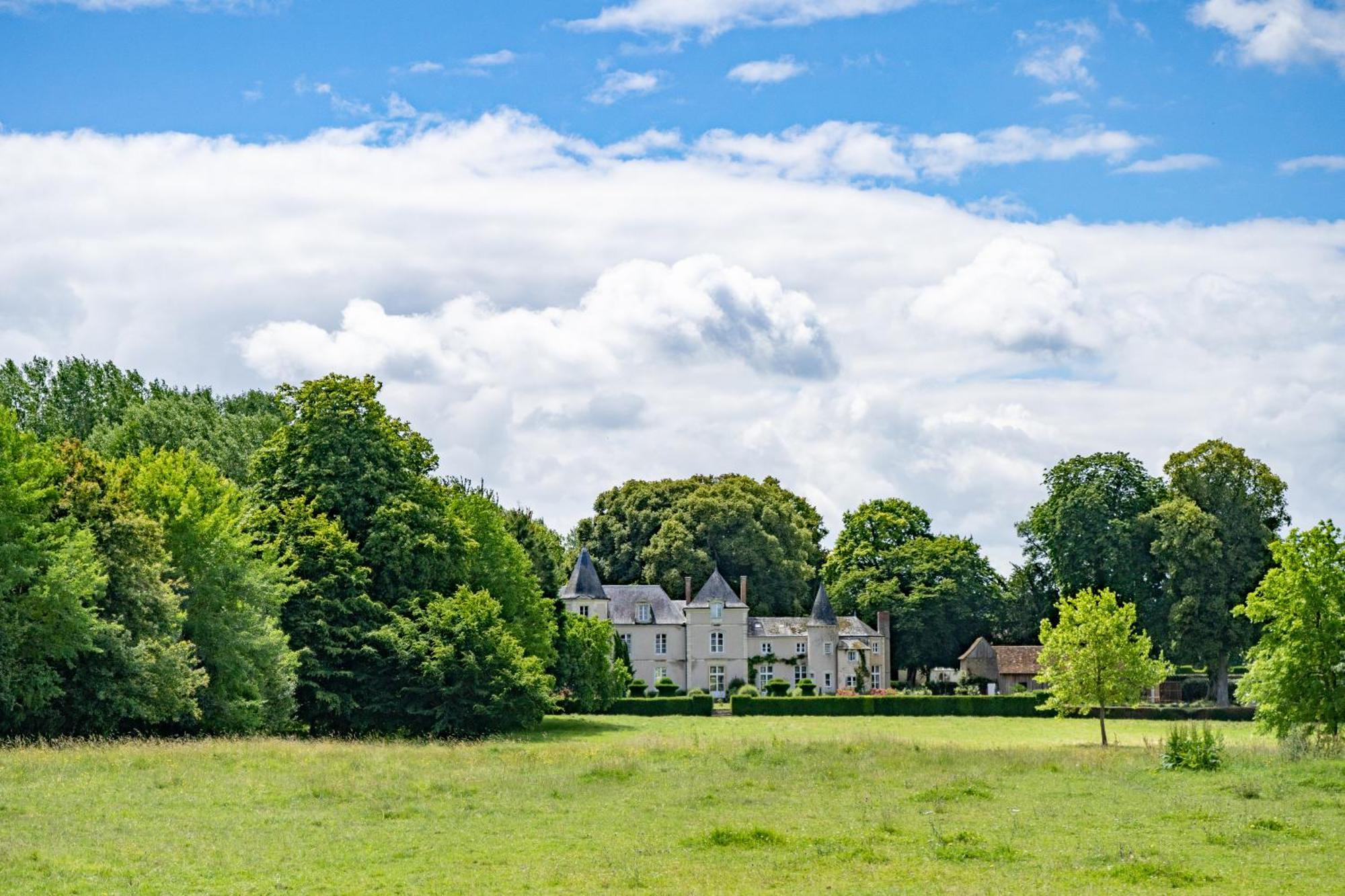 Hotel Haras De La Potardiere Crosmières Exterior foto