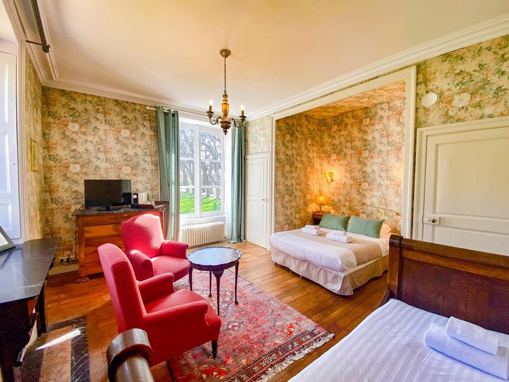 Hotel Haras De La Potardiere Crosmières Exterior foto
